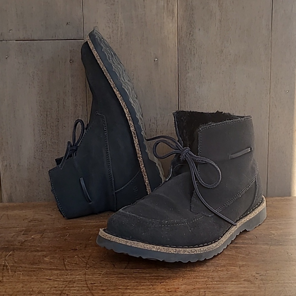 EUC Birkenstocks Bootie Women's sz 38/7US Bakki Black Suede with Faux Fur Lining